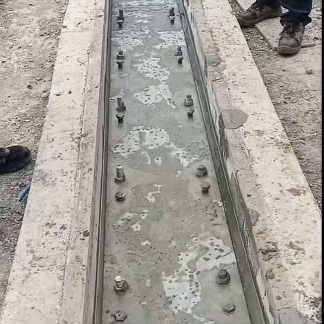 运城港口码头起重机龙门吊重型机械设备稳固用早强快凝轨道胶泥